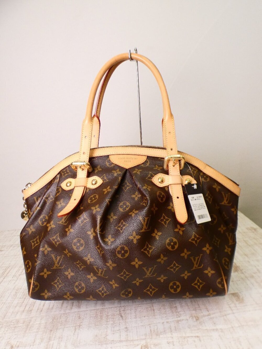 Louis Vuitton Tivoli Handbag